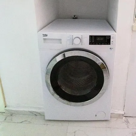 Denize 100 M2 Daire Κουσάντασι